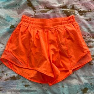 Lululemon orange hotty hot